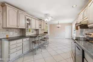 1903 Holbrook St, Oakhurst, NJ 07755 - Photo 13