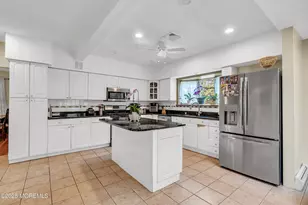 29 Woodrow St, Oakhurst, NJ 07755 - Photo 15