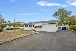 131 Barclay Dr, Point Pleasant, NJ 08742 - Photo 3