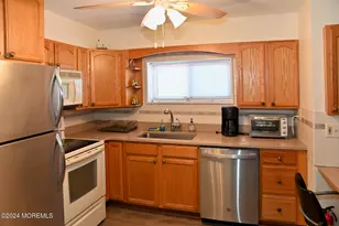 50 Navesink Ave, Highlands, NJ 07732 - Photo 5