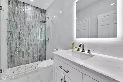 110 Shinnecock Drive, Manalapan Township, NJ 07726 - Photo 15
