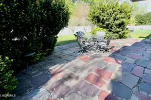 32 Toomin Dr, Neptune Township, NJ 07753 - Photo 13