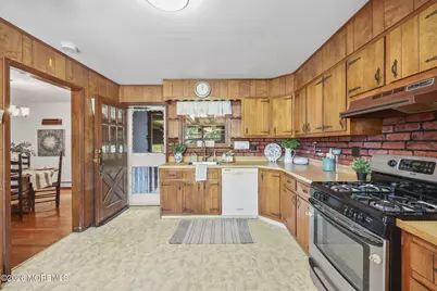 2061 Florence Avenue, Hazlet Township, NJ 07730 - Photo 11