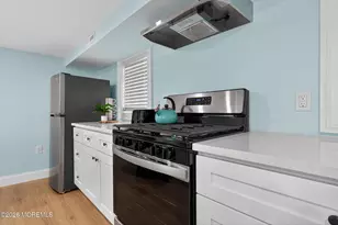 32 Franklin Ave, Seaside Heights, NJ 08751 - Photo 3