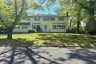 14 Silver Brook Pl, Lincroft, NJ 07738 - Photo 1