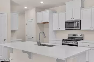 66 Mantoloking Dr, Jackson, NJ 08527 - Photo 7