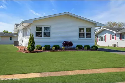 140 Clay Circle, Brick, NJ 08724 - Photo 3