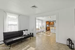 29 Wilson Ave, Manalapan Township, NJ 07726 - Photo 7