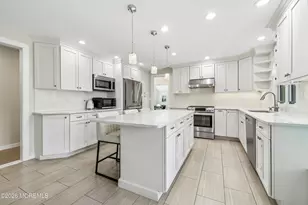 20 Sunrise Cir, Holmdel, NJ 07733 - Photo 13