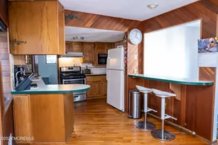 28 Florence Ave, Leonardo, NJ 07737 - Photo 7
