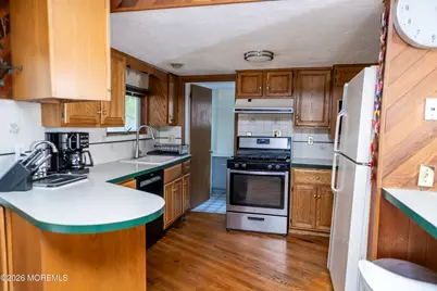 28 Florence Avenue, Leonardo, NJ 07737 - Photo 9