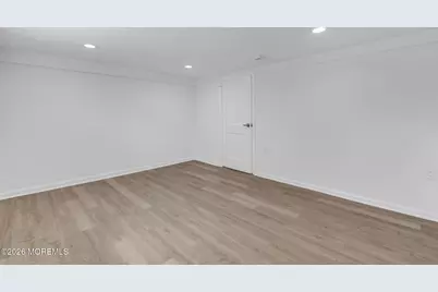 21 Market Street, Edison, NJ 08817 - Photo 39