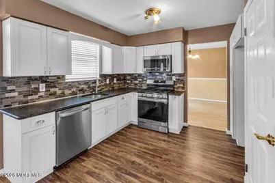 301 Platinum Court, Glassboro Boro, NJ 08028 - Photo 17