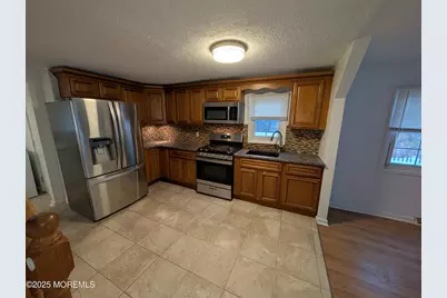 171 Center Street, Aberdeen Township, NJ 07747 - Photo 9