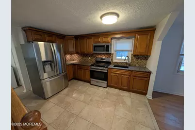 171 Center Street, Aberdeen Township, NJ 07747 - Photo 7