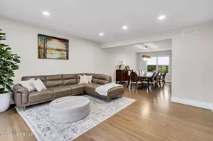 30 Independence Ct, Lakewood, NJ 08701 - Photo 5