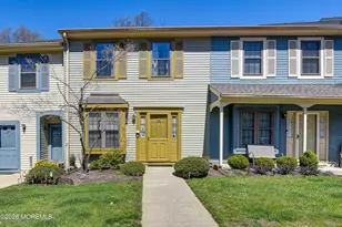 258 Grassmere Ct, Aberdeen Township, NJ 07747 - Photo 1