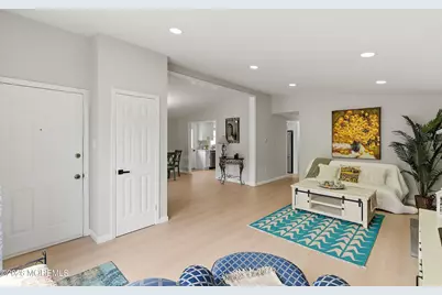 27 Brookview Lane, Manalapan Township, NJ 07726 - Photo 7