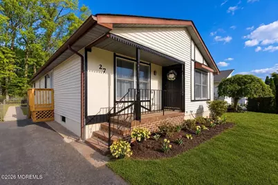 27 Brookview Lane, Manalapan Township, NJ 07726 - Photo 5