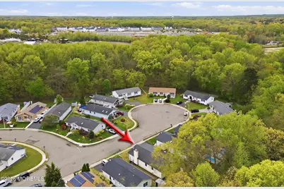 27 Brookview Lane, Manalapan Township, NJ 07726 - Photo 31