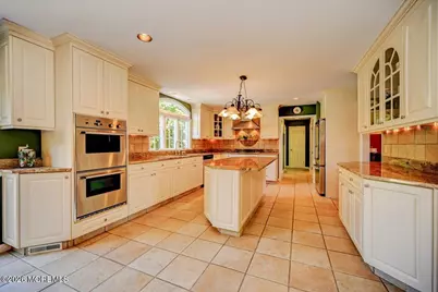 242 Williamsburg Drive, Shrewsbury, NJ 07702 - Photo 11