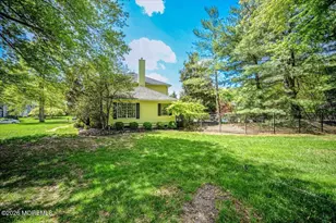 242 Williamsburg Dr, Shrewsbury, NJ 07702 - Photo 43