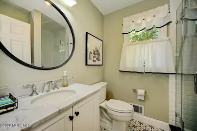 242 Williamsburg Drive, Shrewsbury, NJ 07702 - Photo 19