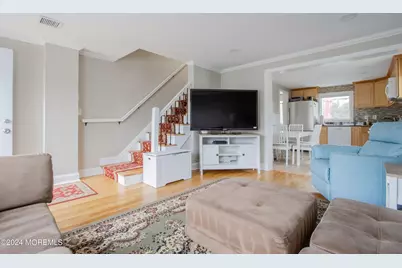 32 Howland Avenue, Long Branch, NJ 07740 - Photo 3