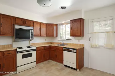 23 Easton Drive #61, Whiting, NJ 08759 - Photo 7