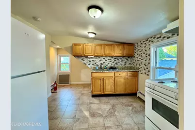 196 Milton Avenue #Apt 2, Cliffwood, NJ 07721 - Photo 5