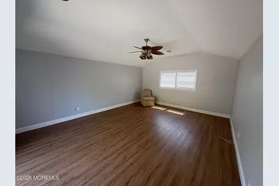 15 Saint James Place, Keansburg, NJ 07734 - Photo 5