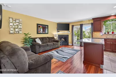 6 Lorenzo Court, Matawan, NJ 07747 - Photo 5