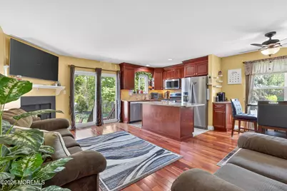 6 Lorenzo Court, Matawan, NJ 07747 - Photo 7