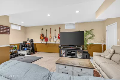 6 Lorenzo Court, Matawan, NJ 07747 - Photo 13