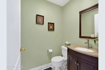 6 Lorenzo Court, Matawan, NJ 07747 - Photo 9