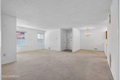318 Wycoff Way W #318, East Brunswick Township, NJ 08816 - Photo 3