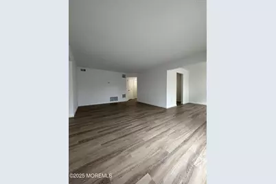41 Diane Drive, Tinton Falls, NJ 07753 - Photo 5