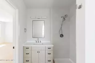 9 Wharf Ave, Red Bank, NJ 07701 - Photo 15
