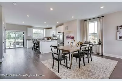 48 Kelly Way, Tinton Falls, NJ 07724 - Photo 9