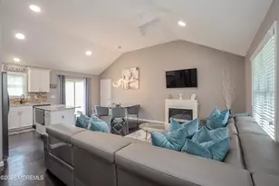 226 Pennant Ave, Beachwood, NJ 08722 - Photo 11