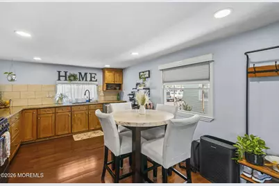 44 Sams Trailer Ct Court, Hazlet Township, NJ 07730 - Photo 5