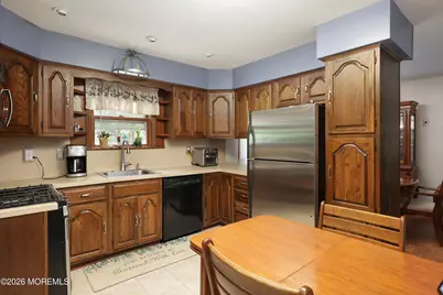 167 Crestview Drive, Middletown, NJ 07748 - Photo 7