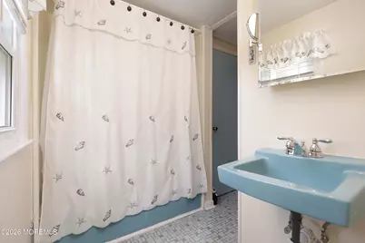 167 Crestview Drive, Middletown, NJ 07748 - Photo 17