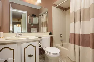 240 Medford Ct, Manalapan Township, NJ 07726 - Photo 15