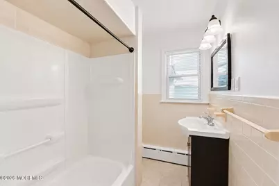 1 Gaston Avenue #UPSTAIRS UNIT, Raritan, NJ 08869 - Photo 9