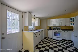 35 Academy St, Farmingdale, NJ 07727 - Photo 5