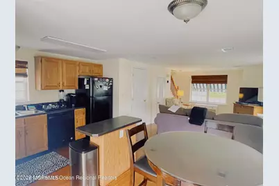 520 3rd Avenue W, Avon by the Sea, NJ 07717 - Photo 3
