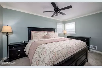 8 Holiday Road, Manalapan Township, NJ 07726 - Photo 13