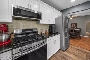 5 Pinto Dr, Tinton Falls, NJ 07753 - Photo 5
