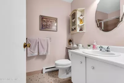 112 Lexington Court, Red Bank, NJ 07701 - Photo 19